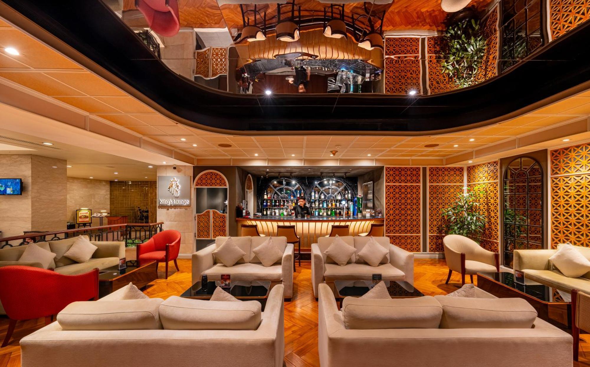 Saigon Prince Hotel Хошимин Екстериор снимка