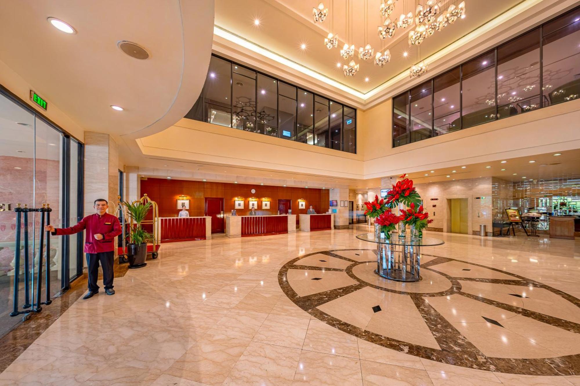 Saigon Prince Hotel Хошимин Екстериор снимка