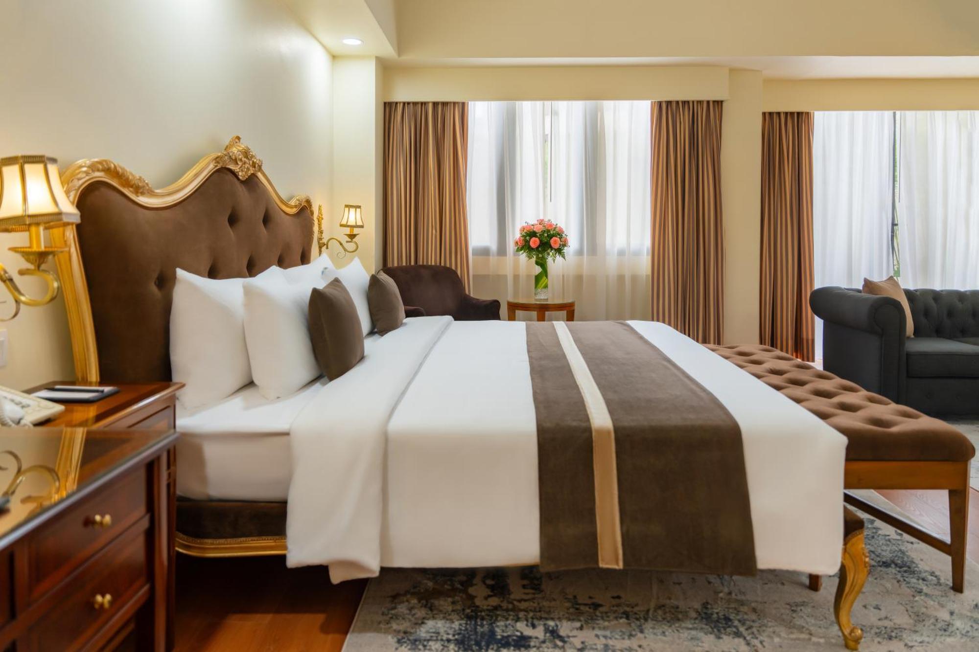 Saigon Prince Hotel Хошимин Екстериор снимка